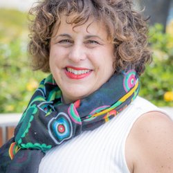 Izzo Marriage and Family Therapy - Suzanne Dito 
Registered Associate Marriage and Family Therapist #123977Supervised by Tara Cronin, LMFT #41682