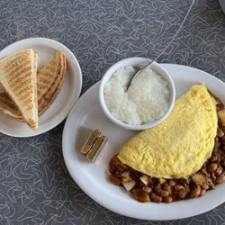 Judy's Cafe - Chili Omelette