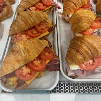 Poesia Cafe - Cafes Near Me - San Francisco, California