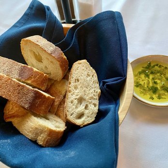 Roma - Complimentary bread and dipping oil - Italian Near Me - Menlo Park, California Roma - Complimentary bread and dipping oil - Italian Near Me - Menlo Park, California