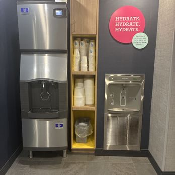 Tru by Hilton Commerce - Hydration station - Hotels Near Me - Commerce, Georgia Tru by Hilton Commerce - Hydration station - Hotels Near Me - Commerce, Georgia