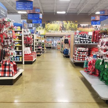 PetSmart - Clean and stocked aisles - Pet Training Near Me - Bowie, Maryland