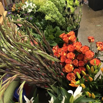 Bloomies Studio - Fresh flower buckets in the back room - Florists Near Me - Pleasanton, California Bloomies Studio - Fresh flower buckets in the back room - Florists Near Me - Pleasanton, California