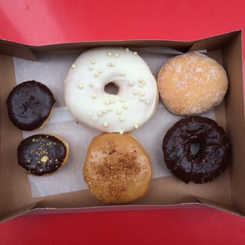 Firecakes Donuts - Bakeries Near Me - Chicago, Illinois