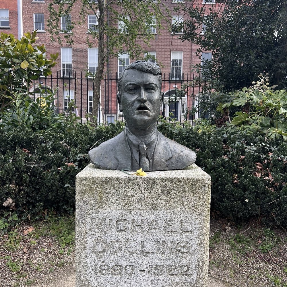 Merrion Square - Parks Near Me - Dublin, D