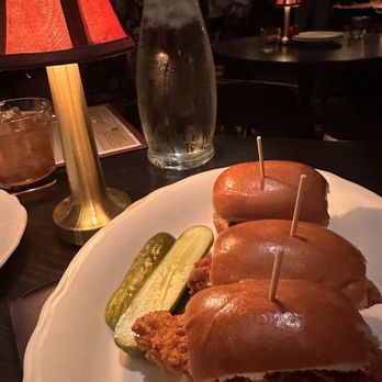 Trivoli Tavern - Fried Chicken Sliders - American Near Me - Chicago, Illinois Trivoli Tavern - Fried Chicken Sliders - American Near Me - Chicago, Illinois