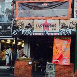Las Yardas - Fachada de Las Yardas Universidad