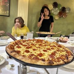 Deluca's Restaurant