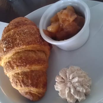Lyon Hall - Warm croissant with cinnamon butter and apples...mmm - Brasseries Near Me - Arlington, Virginia Lyon Hall - Warm croissant with cinnamon butter and apples...mmm - Brasseries Near Me - Arlington, Virginia