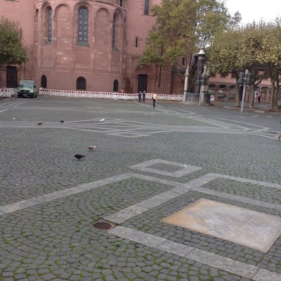 Liebfrauenplatz by null