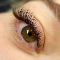 Maryam Nails And Lashes - Classic eyelash extensions