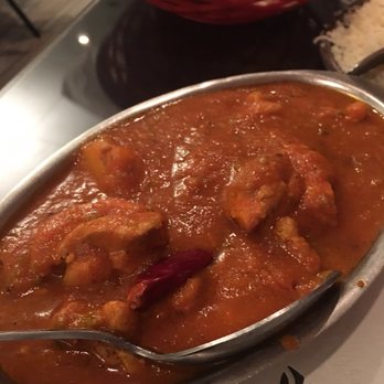 Tandoor Indian Restaurant - Vindaloo. Very tomatoey compared to others - Indian Near Me - Arlington, Texas