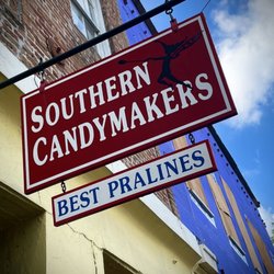 Southern Candymakers - Sign outside - don't miss it!