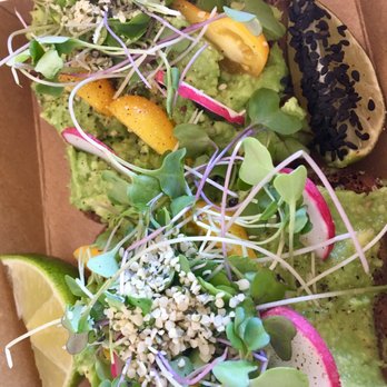Linden Organic - Avocado toast - Juice Bars & Smoothies Near Me - Gilbert, Arizona
