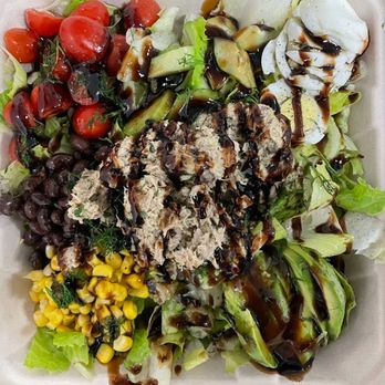 im Moment Kaffee - Salad with Tuna to-go :-) - Cafes Near Me - Oakland, California