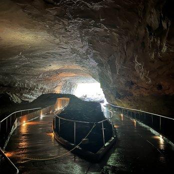 Cathedral Caverns State Park - Parks Near Me - Woodville, Alabama