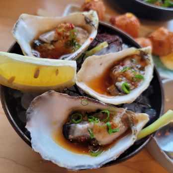 Nami Kaze - Fresh Oysters - Japanese Near Me - Honolulu, Hawaii