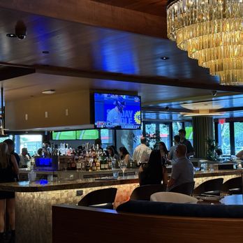 Chop Steakhouse & Bar - Bar area - Steakhouses Near Me - Coconut Grove, Florida Chop Steakhouse & Bar - Bar area - Steakhouses Near Me - Coconut Grove, Florida