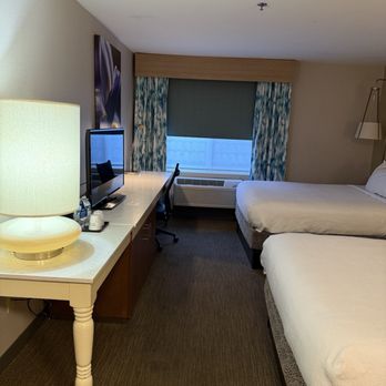 Hilton Garden Inn Folsom - Hotels Near Me - Folsom, California