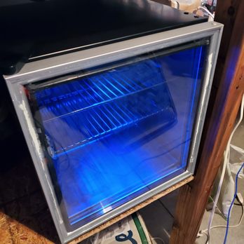 Chelseas Custom Glass - Repairs glass fridge door! - Glass & Mirrors Near Me - Fontana, California Chelseas Custom Glass - Repairs glass fridge door! - Glass & Mirrors Near Me - Fontana, California