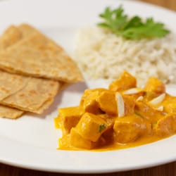 Kinara Urban Eatery - Chicken Tikka Masala and Turmeric Rice.