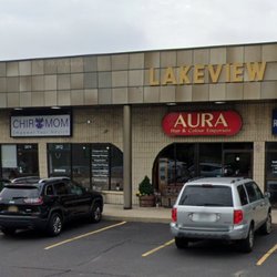 Chiromom - The front exterior of the building where CB Acupuncture is owned and operated, located in ChiroMom, Bellmore, NY.