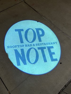 Top Note by null