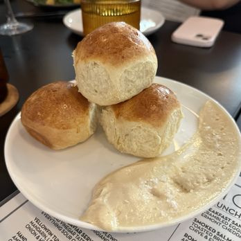 Eating House - Bread with Honey Butter - Beer, Wine & Spirits Near Me - Miami, Florida Eating House - Bread with Honey Butter - Beer, Wine & Spirits Near Me - Miami, Florida