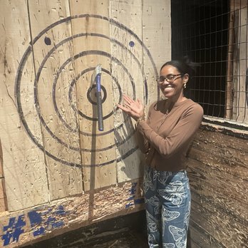 Bad Axe Throwing Alexandria - Axe throwing - Axe Throwing Near Me - Alexandria, Virginia