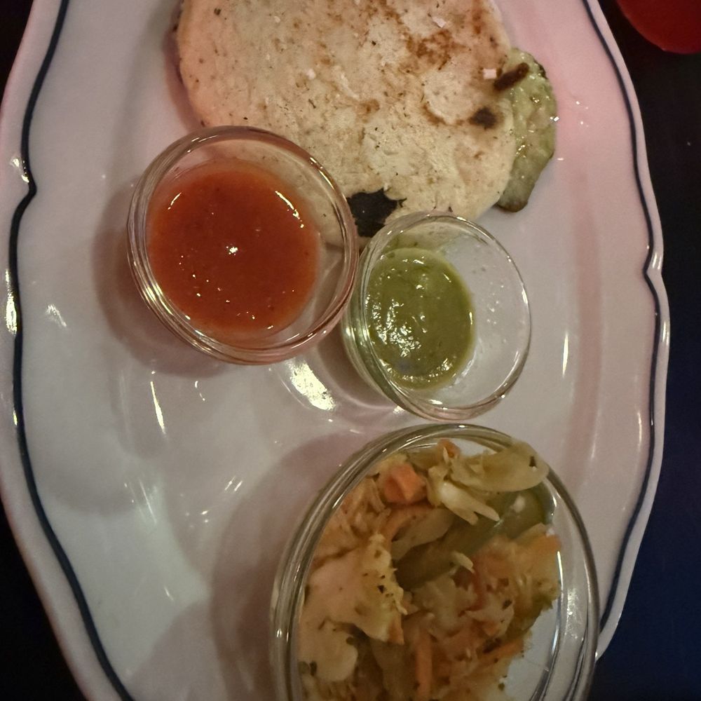 Popoca Oakland - Pupusa de loroco - Salvadoran Near Me - Oakland, California Popoca Oakland - Pupusa de loroco - Salvadoran Near Me - Oakland, California