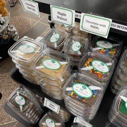 Shriver's Salt Water Taffy & Fudge - Fudge packaged