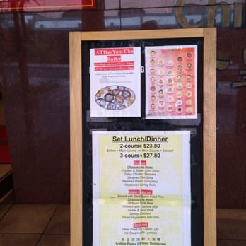 Golden Palace - Perhaps going for dim sum would be a better option.. - Chinese Near Me - Fortitude Valley, QLD