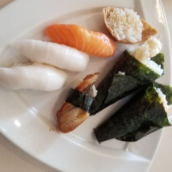 California Roll - Sushi Bars Near Me - Toronto, Ontario