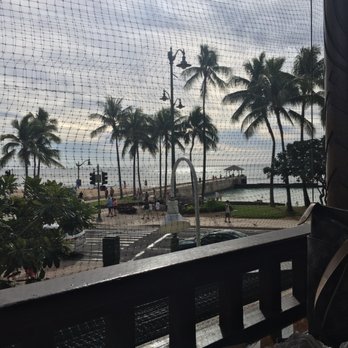 Lulu's Waikiki - Views along rim bar - Burgers Near Me - Honolulu, Hawaii Lulu's Waikiki - Views along rim bar - Burgers Near Me - Honolulu, Hawaii