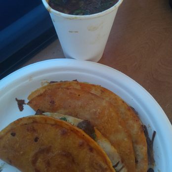 Little Rose's Kitchen - Birria tacos & consomme - Food Trucks Near Me - Daly City, California Little Rose's Kitchen - Birria tacos & consomme - Food Trucks Near Me - Daly City, California