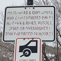Vail Valley Ace Hardware - Parking signage