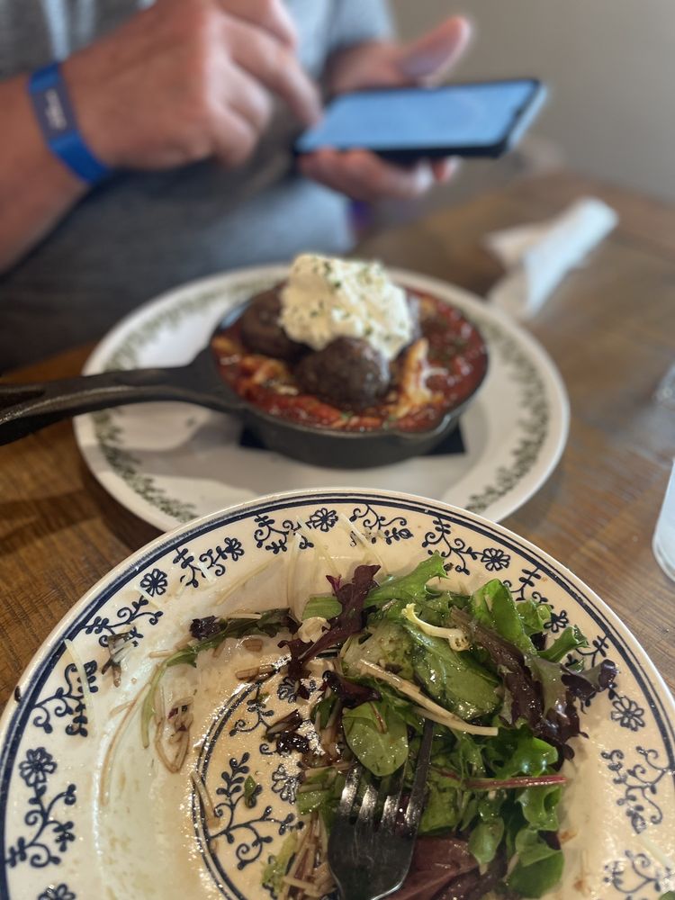 BIRD DOG CAFE Updated August 2024 141 Photos & 133 Reviews 412