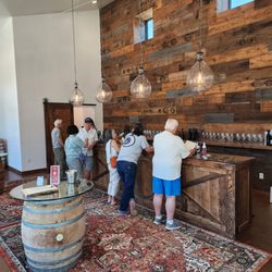 Glunz Family Winery & Cellars