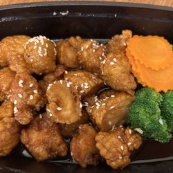 Khaow Thai Restaurant - Honey chicken