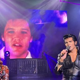 Dean Z as Elvis Dean Z as Elvis
