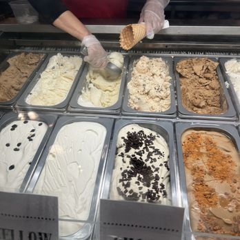 Pop’s Old Fashioned Ice Cream - Yellow Cake Ice Cream - Ice Cream & Frozen Yogurt Near Me - Alexandria, Virginia Pop’s Old Fashioned Ice Cream - Yellow Cake Ice Cream - Ice Cream & Frozen Yogurt Near Me - Alexandria, Virginia
