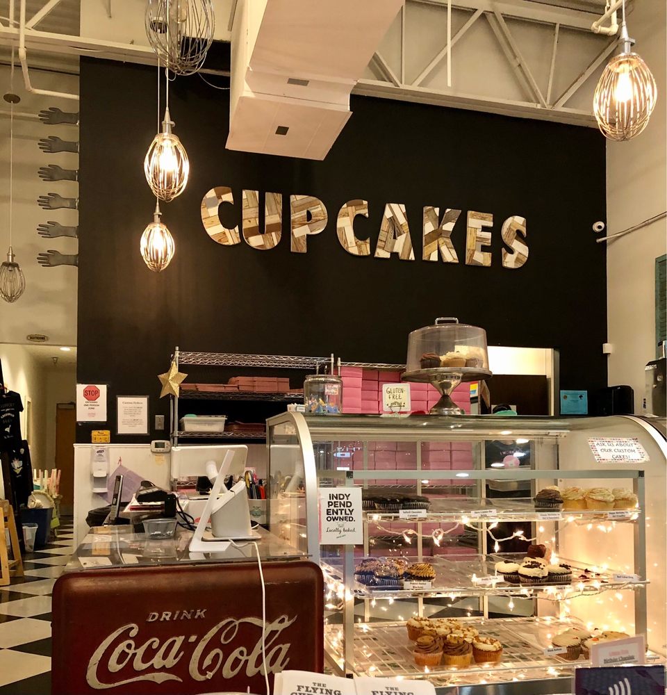 THE FLYING CUPCAKE Updated September 2024 96 Photos & 70 Reviews