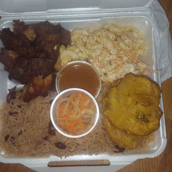 Gombo - J'ai commandé un grand plat! - Haitian Near Me - Montreal, Quebec Gombo - J'ai commandé un grand plat! - Haitian Near Me - Montreal, Quebec