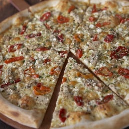 Spicy Chicken Pizza