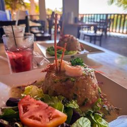 Playa Brava - Mofongo rellino de pulpo y camarones