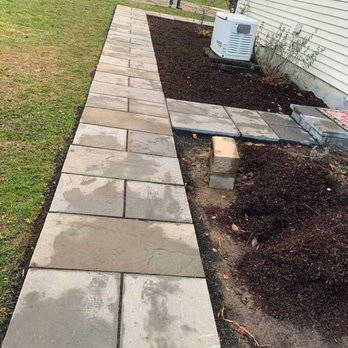 A-Z Landscaping - A-Z Landscaping LLC - Ridgefield CT - Masonry Walkway - Landscaping Near Me - Ridgefield, Connecticut