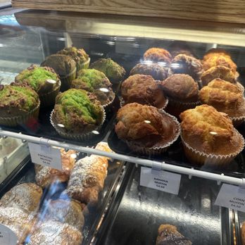 Cafe Aroma - Cafes Near Me - New York, New York Cafe Aroma - Cafes Near Me - New York, New York