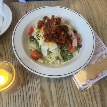 Pasta Louise - Pasta limone w/ prosciutto - Italian Near Me - Brooklyn, New York Pasta Louise - Pasta limone w/ prosciutto - Italian Near Me - Brooklyn, New York
