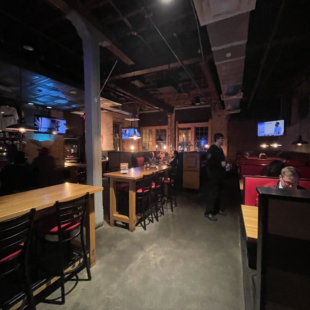 Old Chicago Pizza + Taproom - Pizza Near Me - Columbia, South Carolina Old Chicago Pizza + Taproom - Pizza Near Me - Columbia, South Carolina