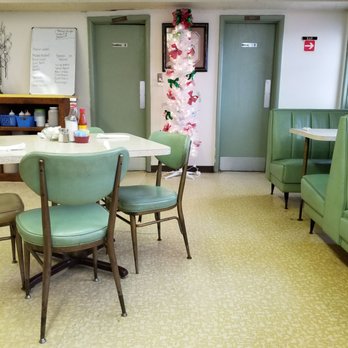 Ashley's Diner - Indoor Seating - Diners Near Me - Goldsboro, North Carolina Ashley's Diner - Indoor Seating - Diners Near Me - Goldsboro, North Carolina